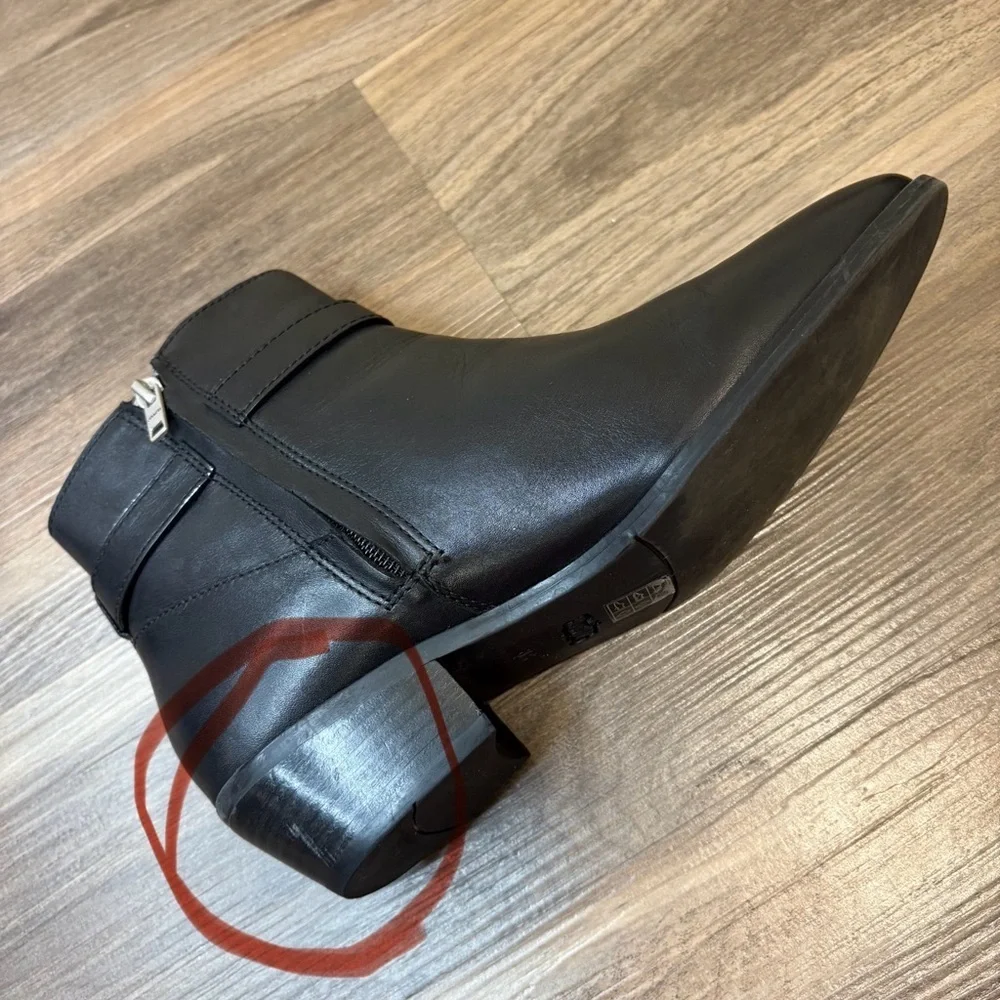 COACH DYLAN BLACK LEATHER HORSE-AND CARRIAGE-ANKLE SIZE 8.5